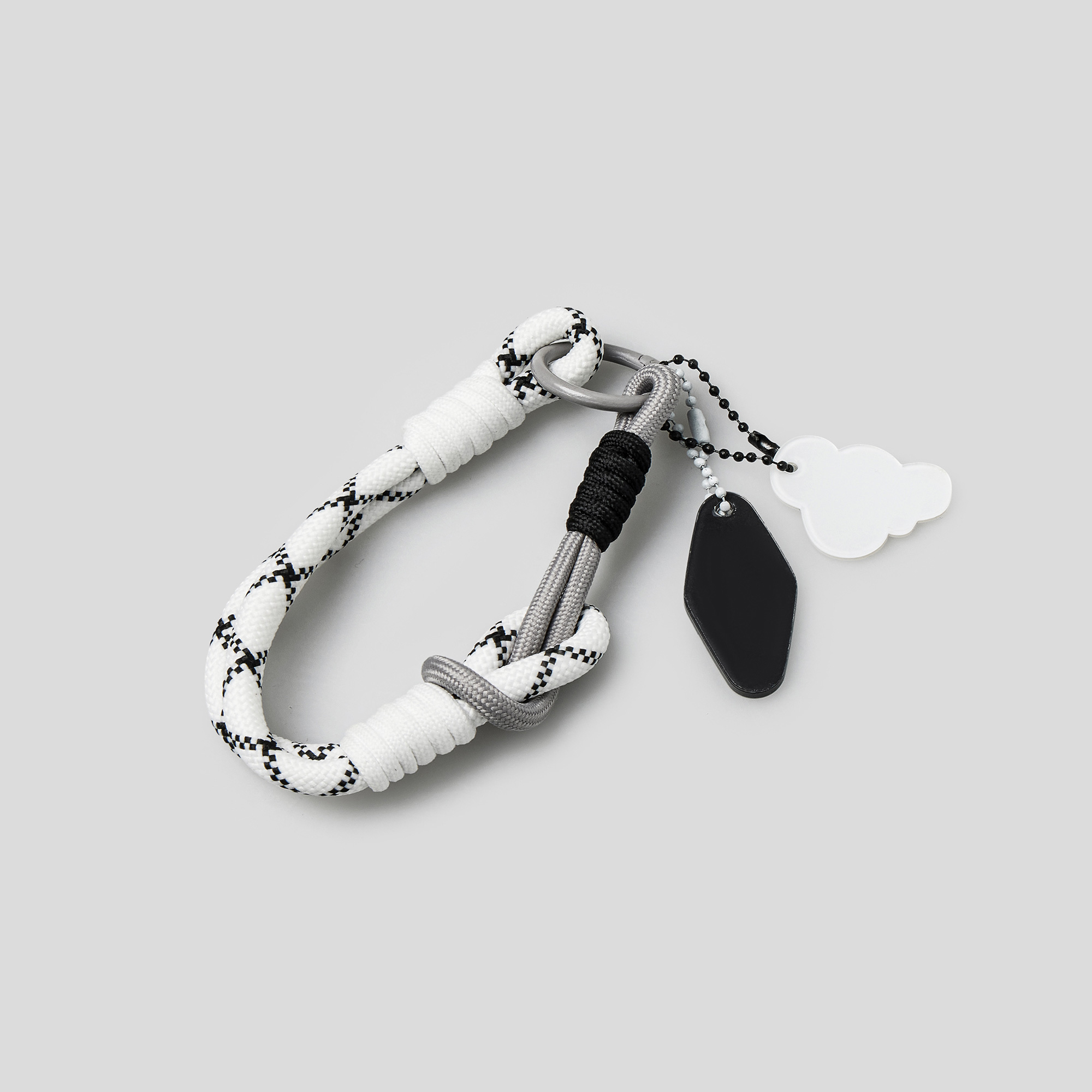 Браслет-обвес "Марракеш", белый/черный